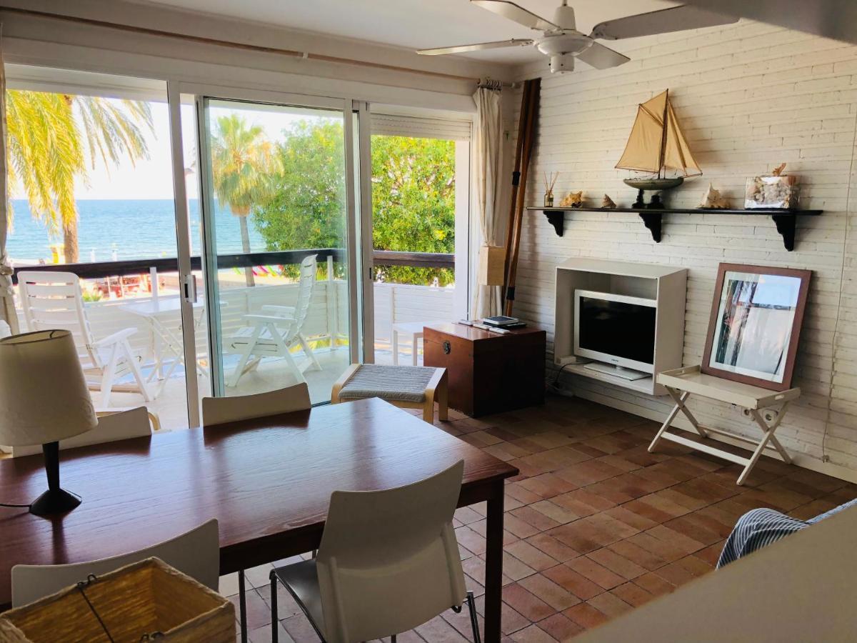 Fragata Beach Seaview Σίτζες Εξωτερικό φωτογραφία